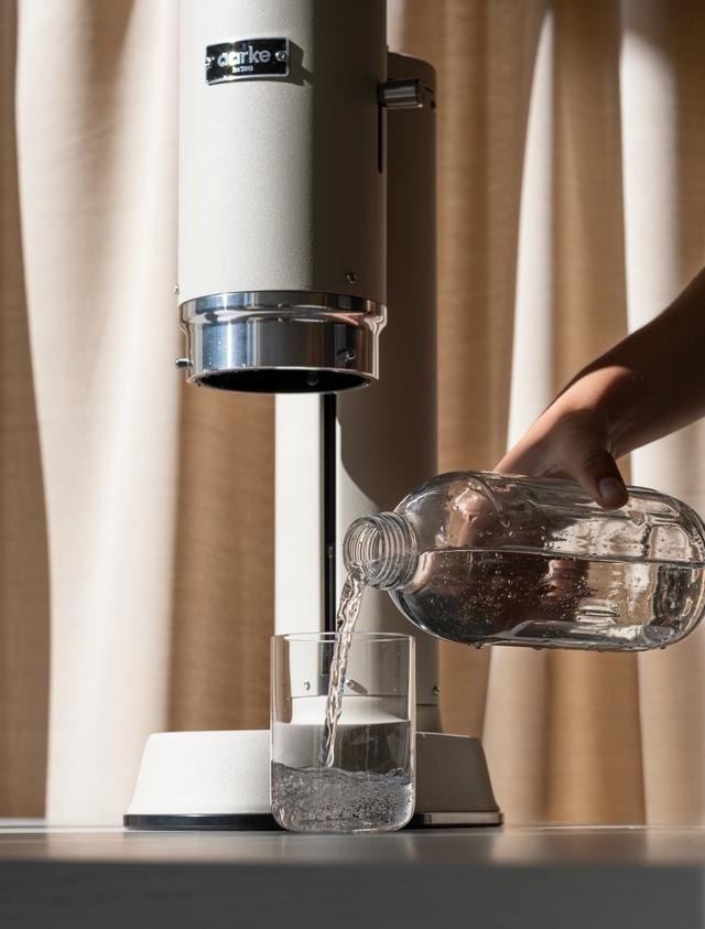 Aarke Carbonator Pro Sand used by mother