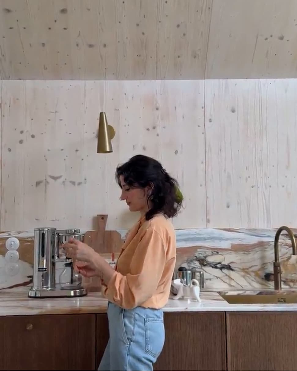 Aarke Coffee collection at home with Influencer
