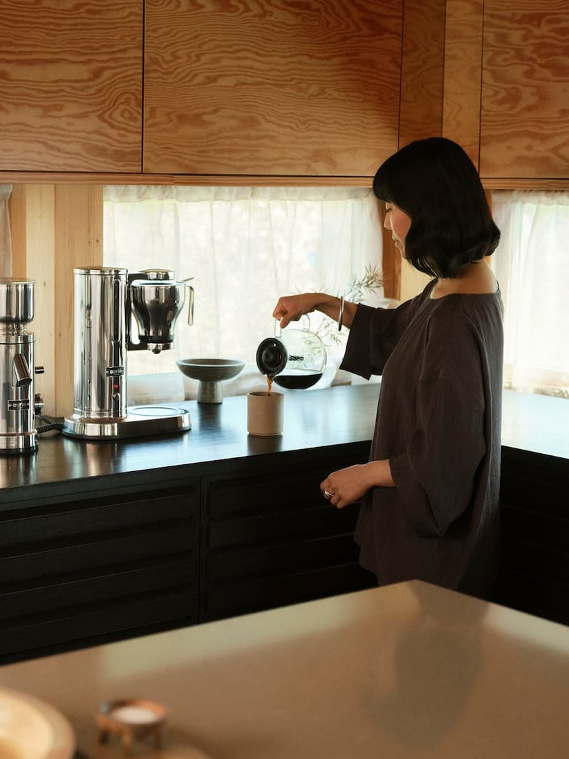 Women using Aarke Coffee System