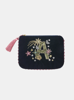 Initial pouch