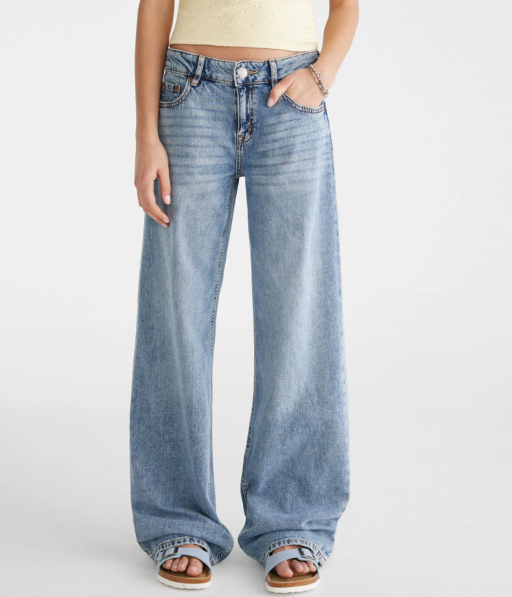 Image of Low-Rise Baggy Wide Leg Lightweight Luxe Jean