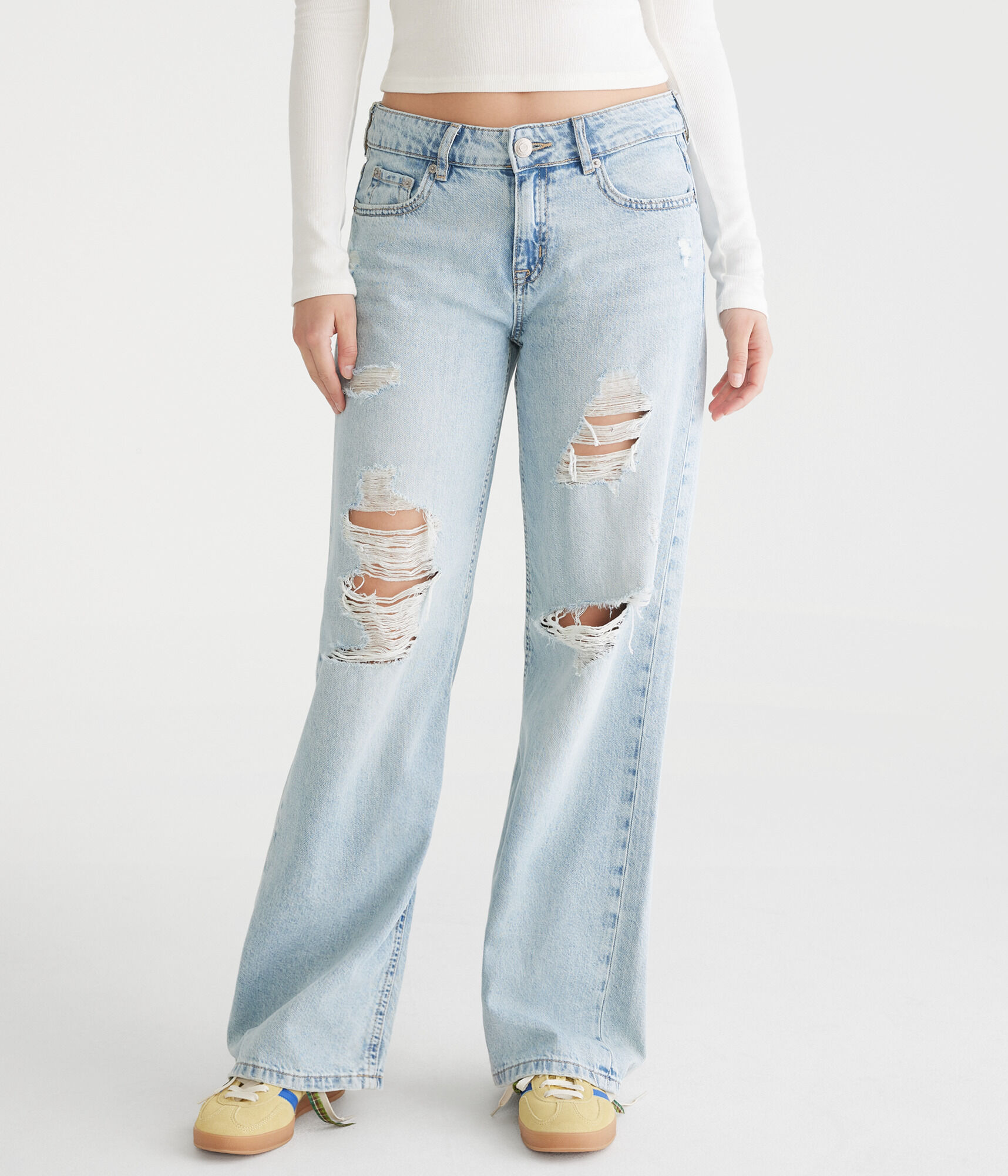 Image of Low-Rise Baggy Wide Leg Lightweight Luxe Jean