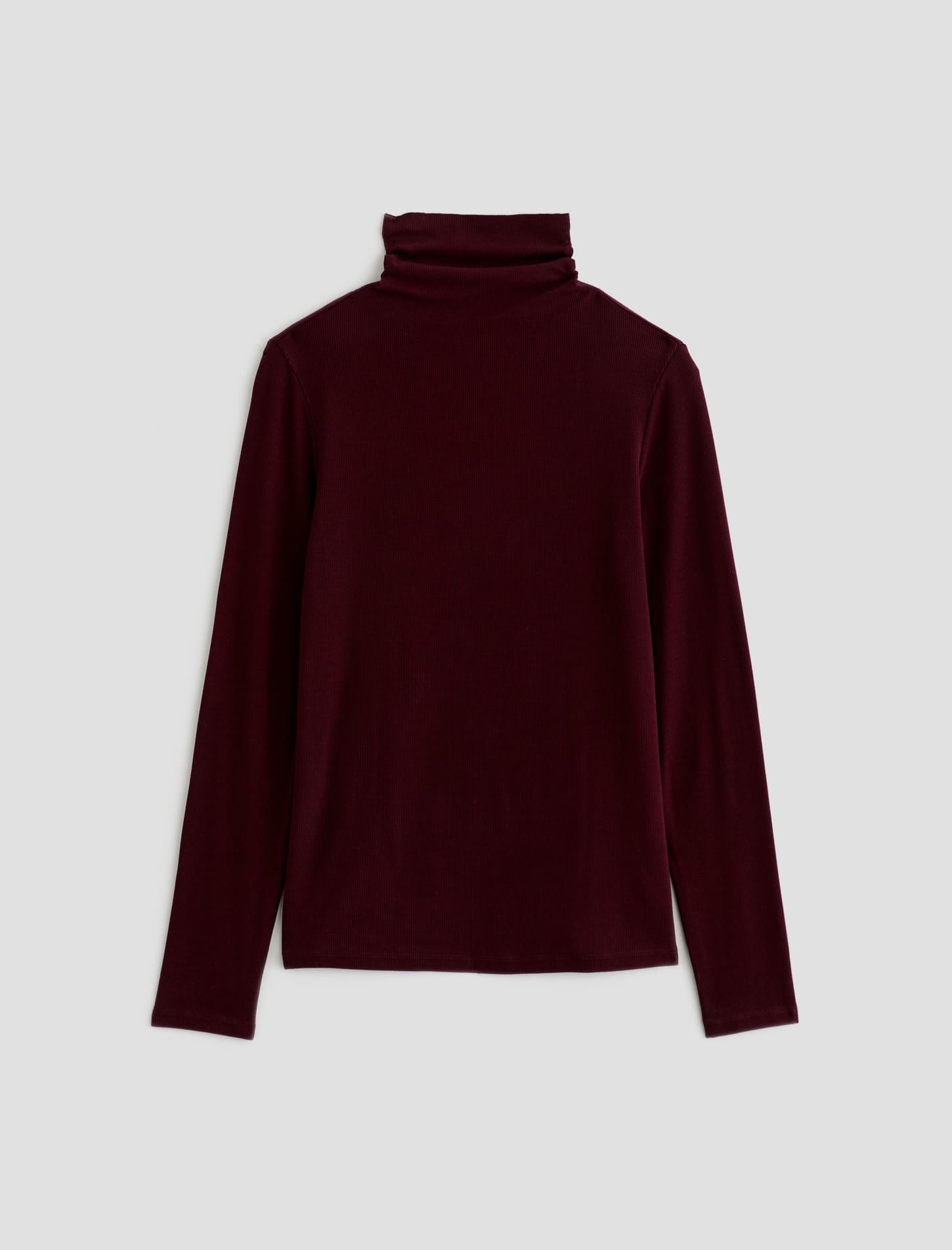 Chels Turtleneck in Winery
