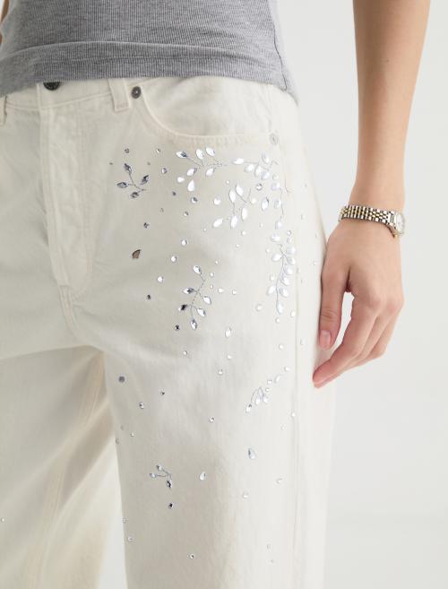 Billie Jean in Opal Radiance