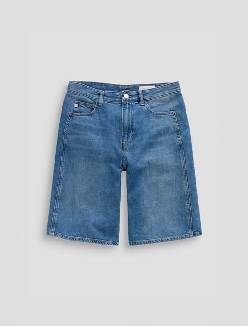 Thalia Short