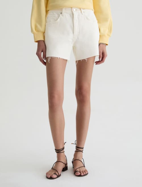 Halle Short