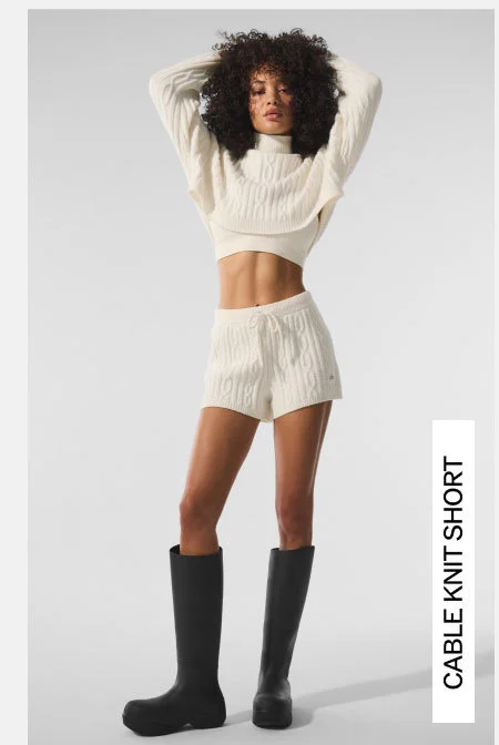 CABLE KNIT SHORT