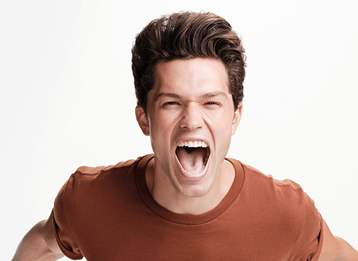 American Crew Matte Clay leaves no greasy feeling in hair