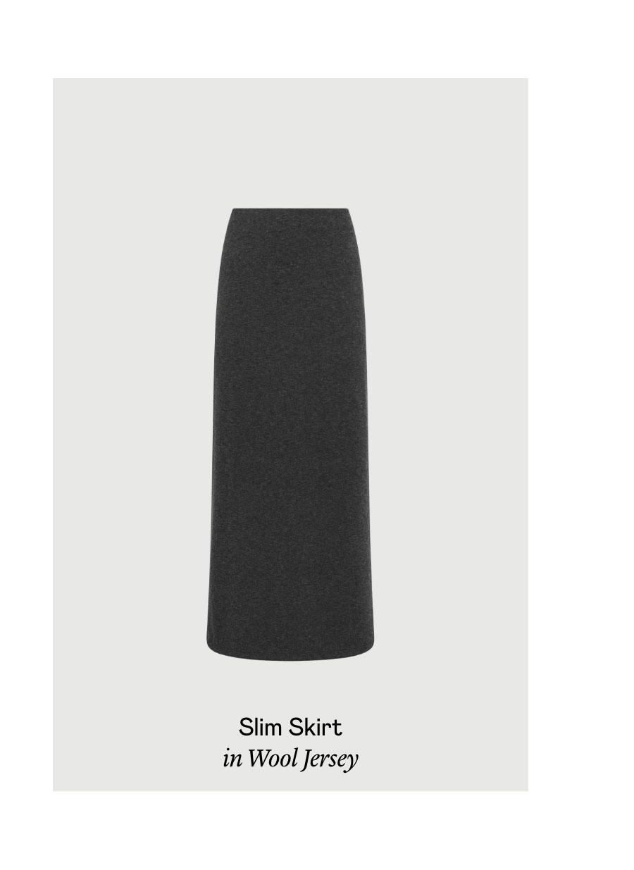 Slim Skirt in Wool Jersey