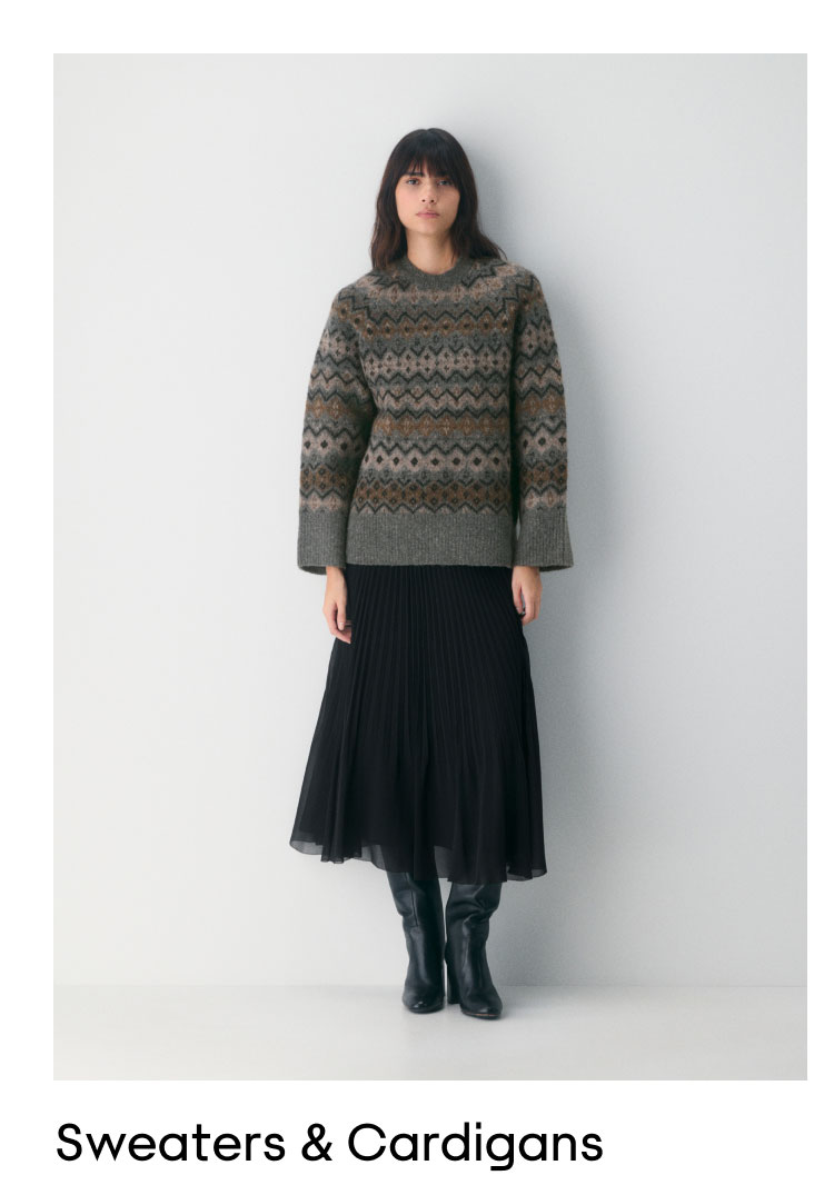 SWEATERS & CARDIGANS