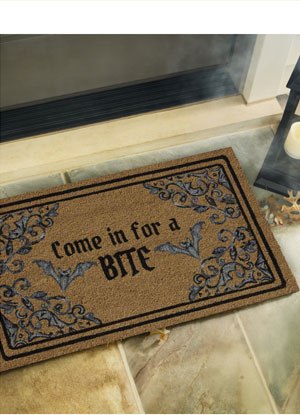 'Come in for a bite' Doormat