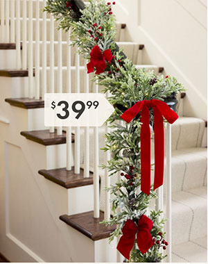 Red Bow garland Lifestyle 