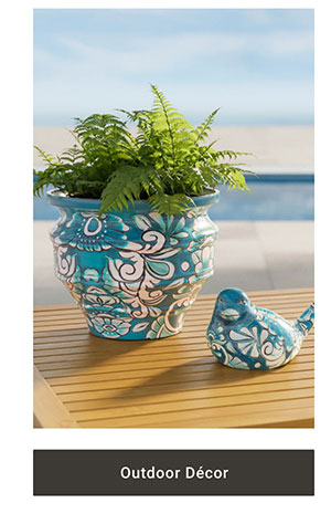 Outdoor Décor >