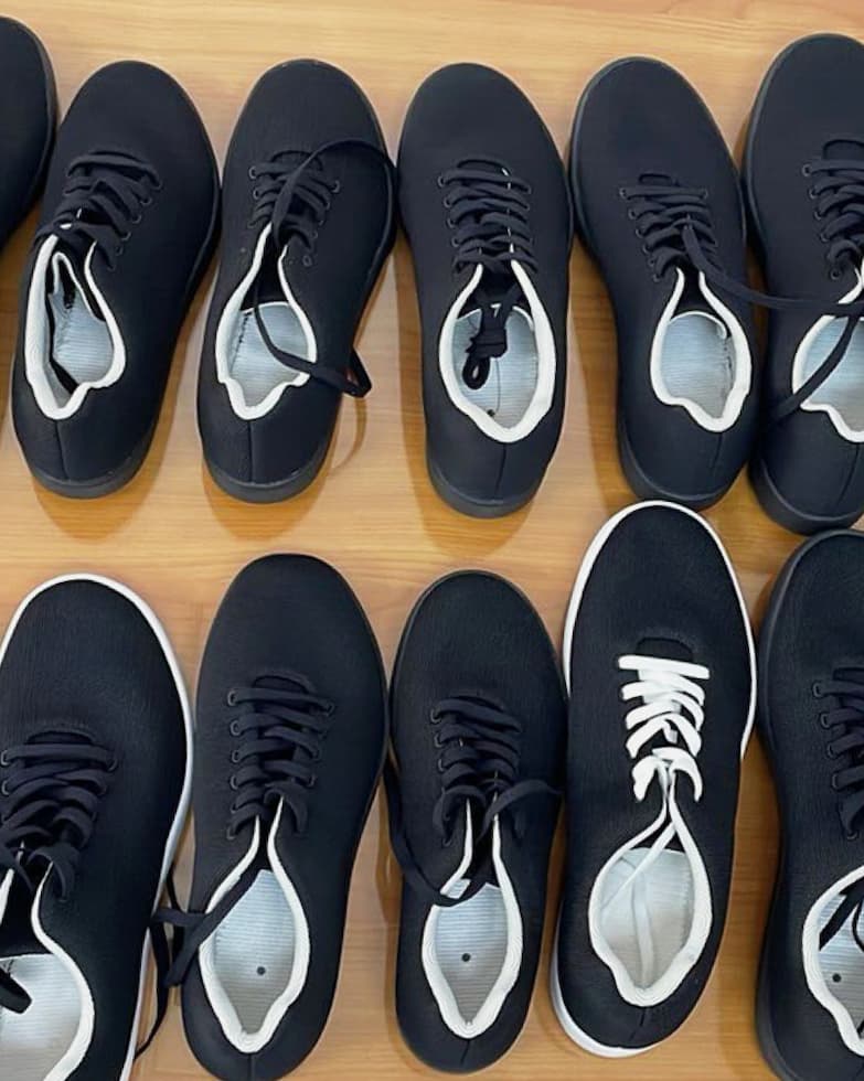 Model 000 Samples