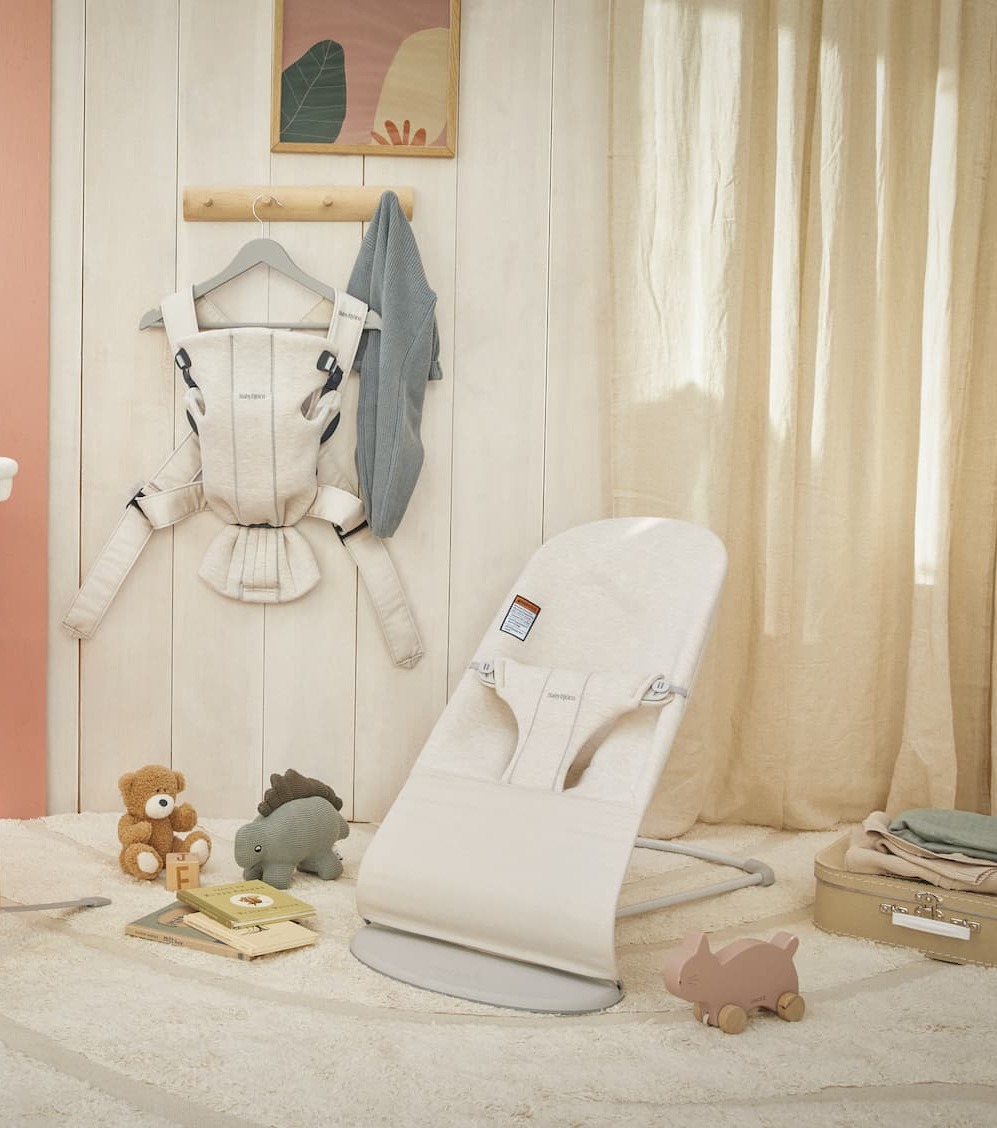 baby bouncer and baby carrier 