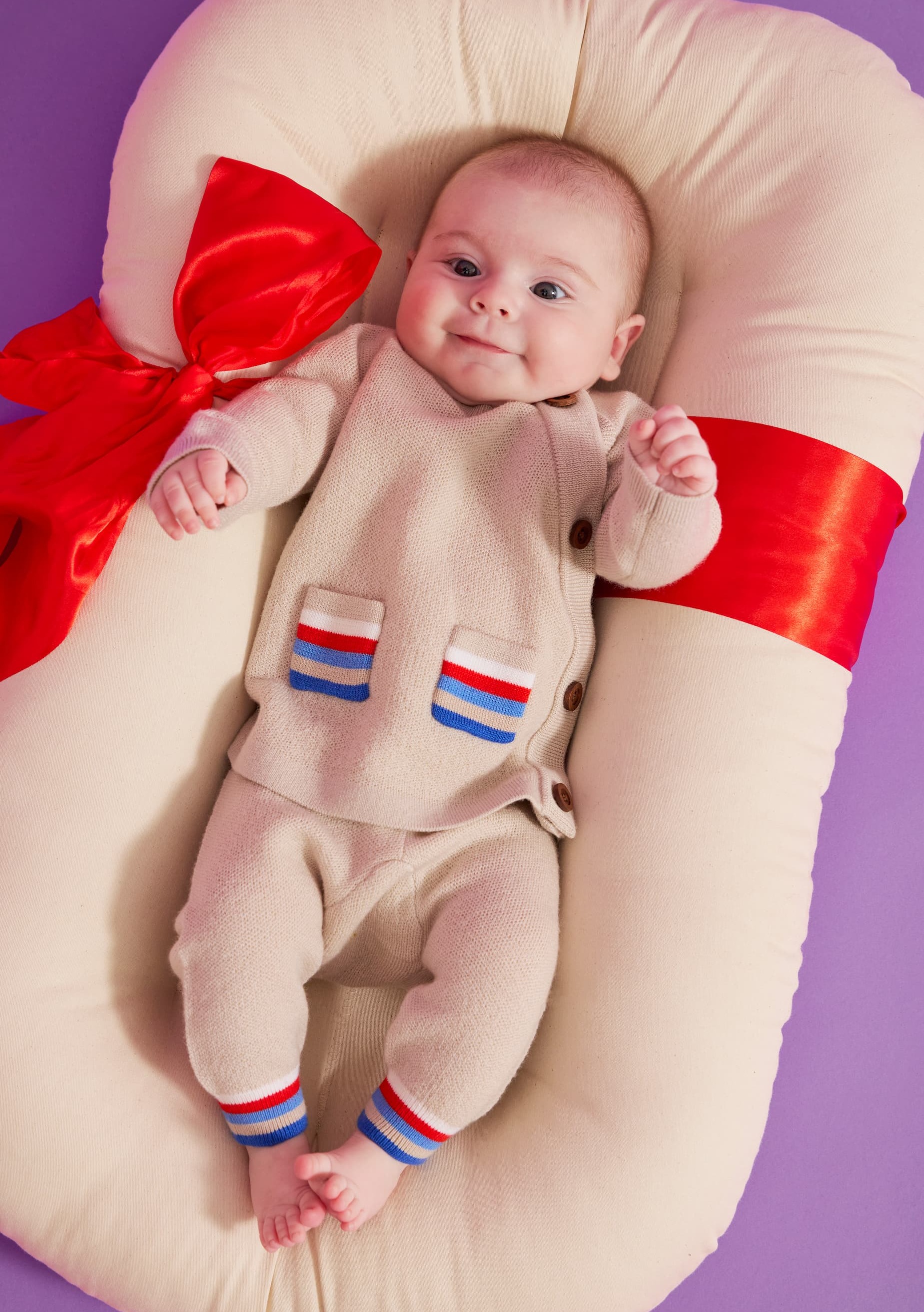 magnetic me beige day set on baby