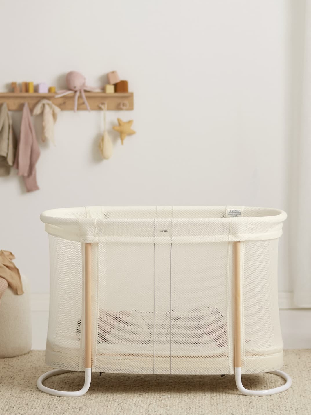 baby crib