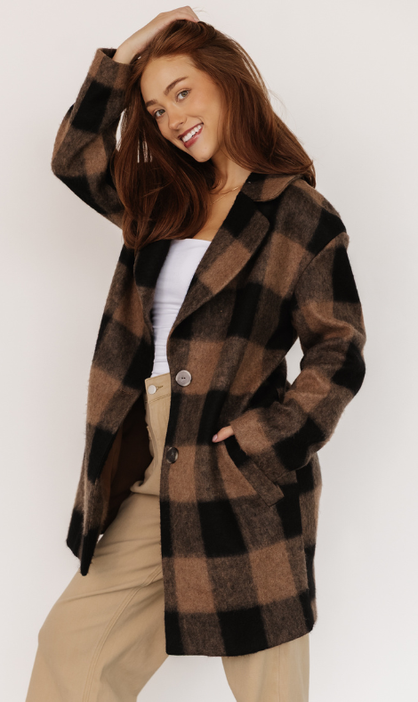 Coat with pockets
