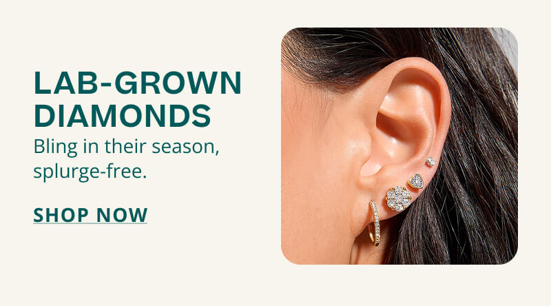Lab-Grown Diamond Earrings >