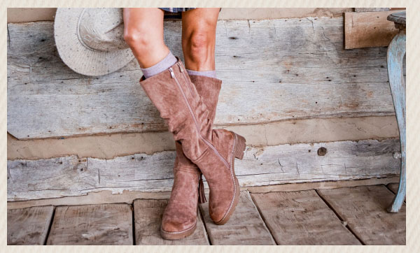 Fall Styles with Natural Reflections