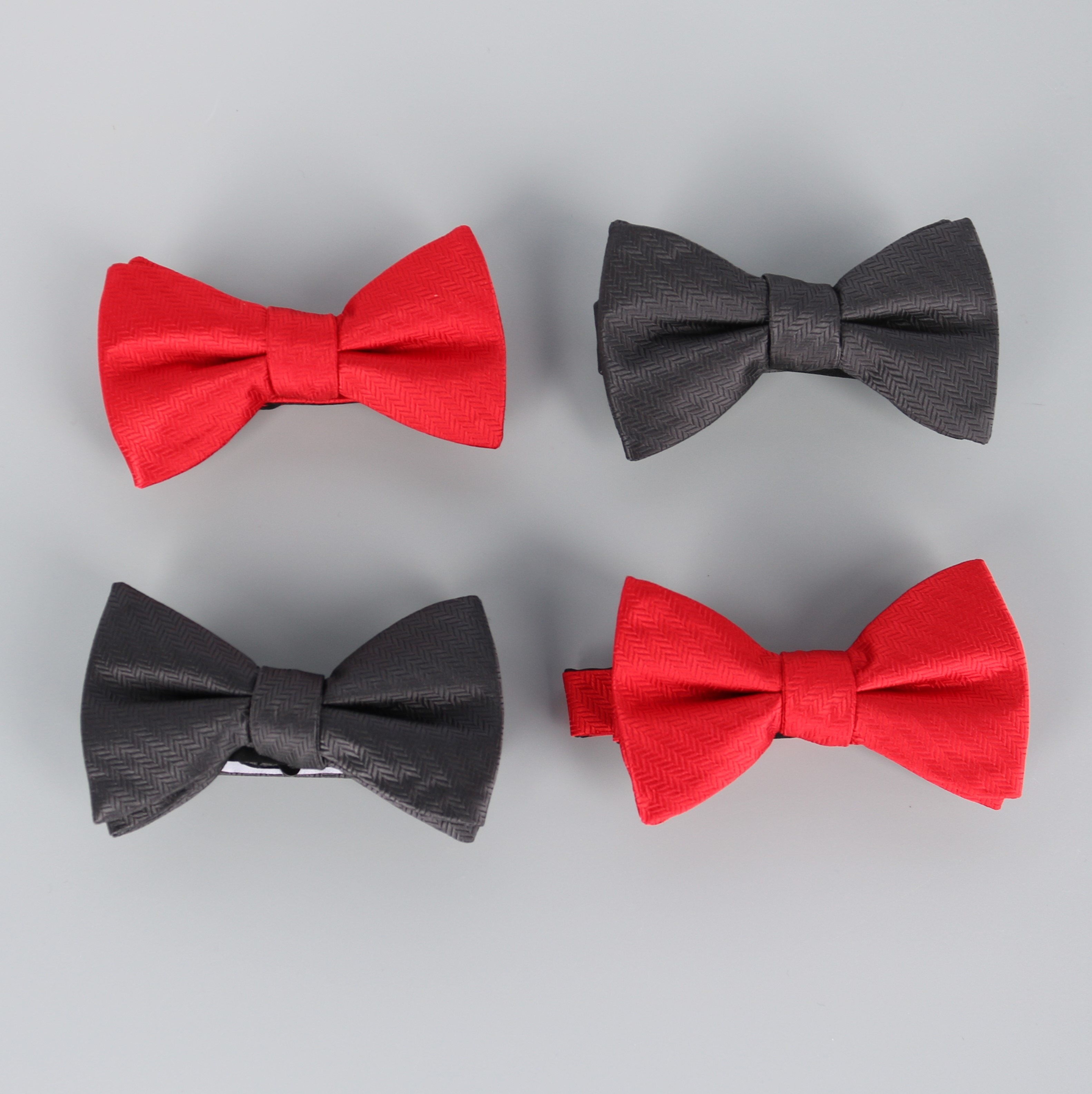 Four Men's Ascentix Etched Herringbone Twist Bowtie