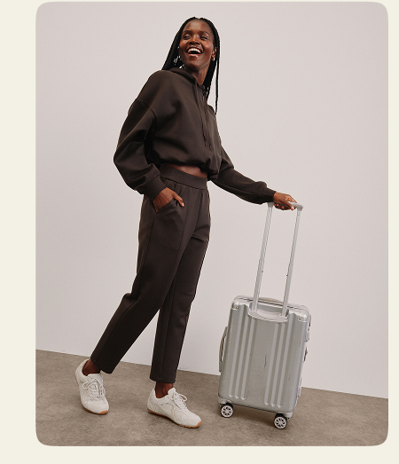 In The Flow Tapered Pant in Dark Chocolate