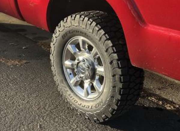 AMAZING HEAVY TRUCK TIRE