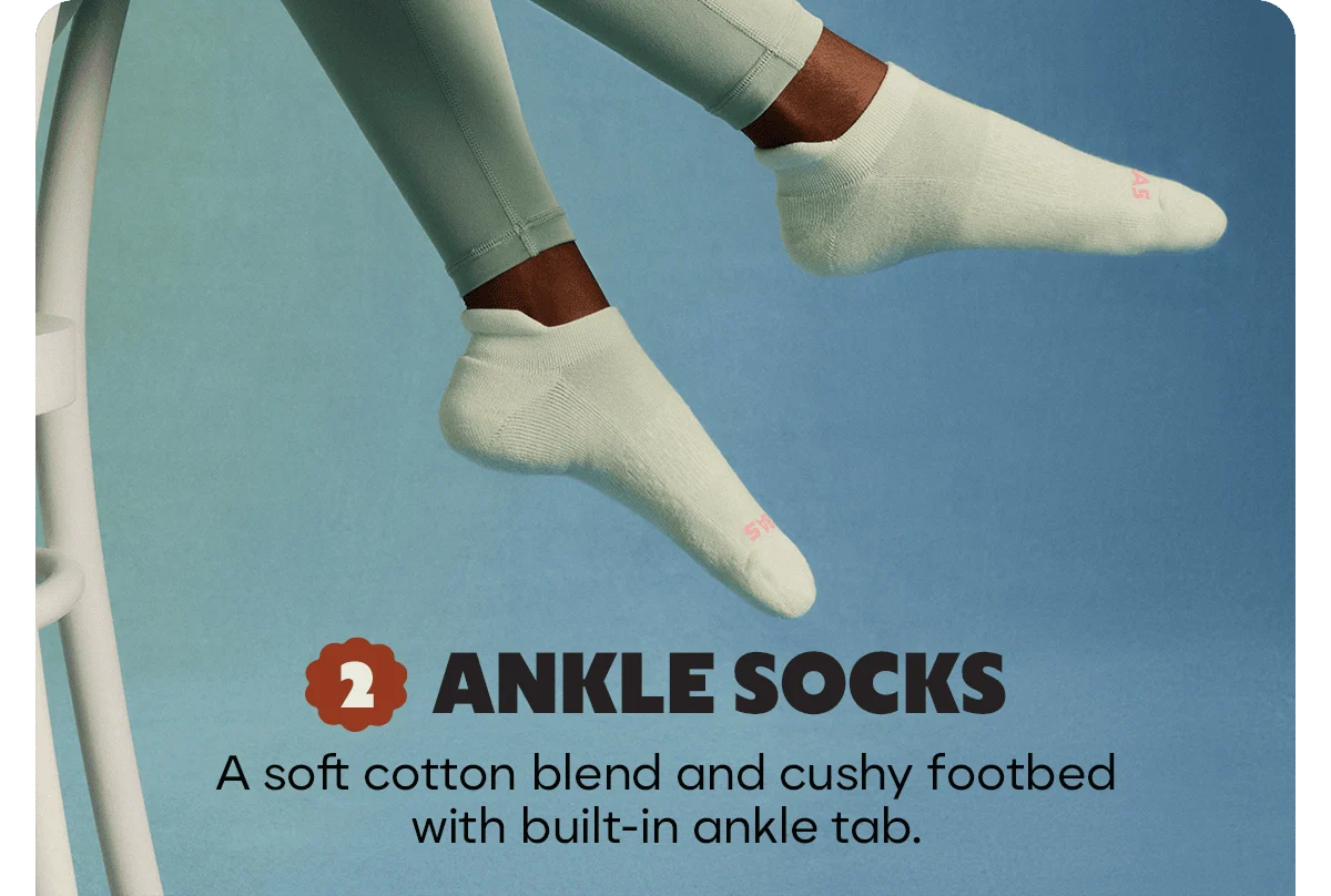 ANKLE SOCKS | A soft cotton blend and cushy footbed with built-in ankle tab.