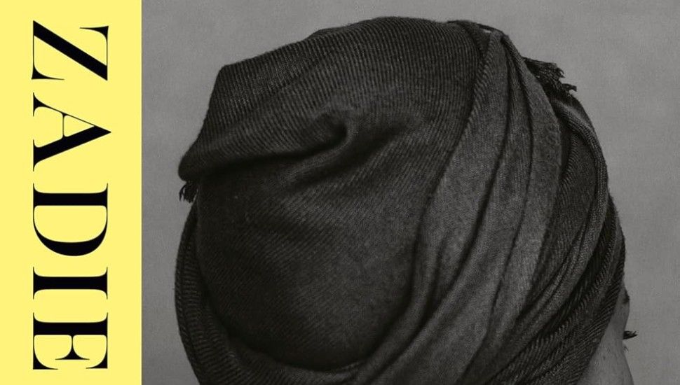 cover of dead and alive by zadie smith