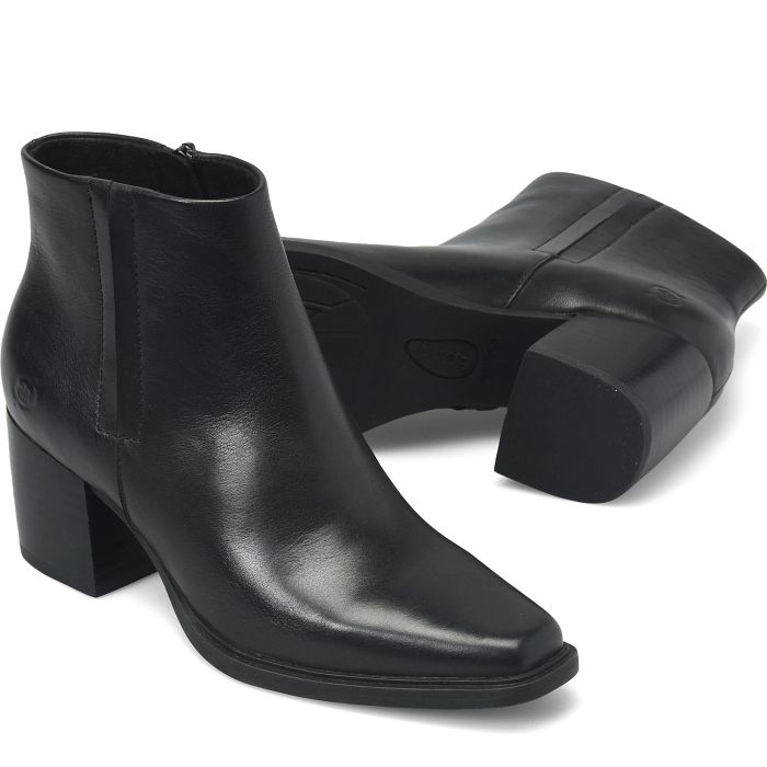 Aiken heeled ankle boot in black.