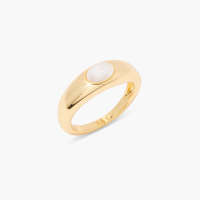 Kara Pearl Signet Ring