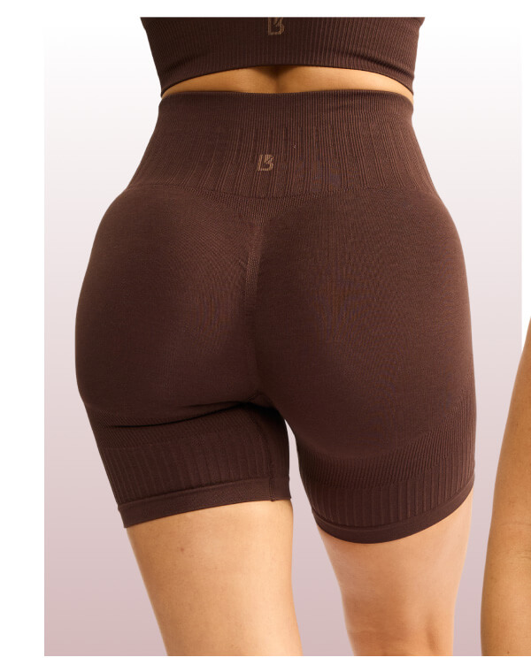 Waterfall Seamless Short 6'' in Truffle&nbsp;