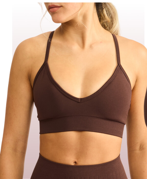 Plunge Seamless Sports Bra in Truffle