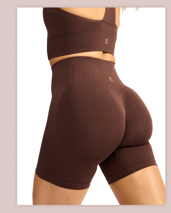 Waterfall Seamless Short 6"