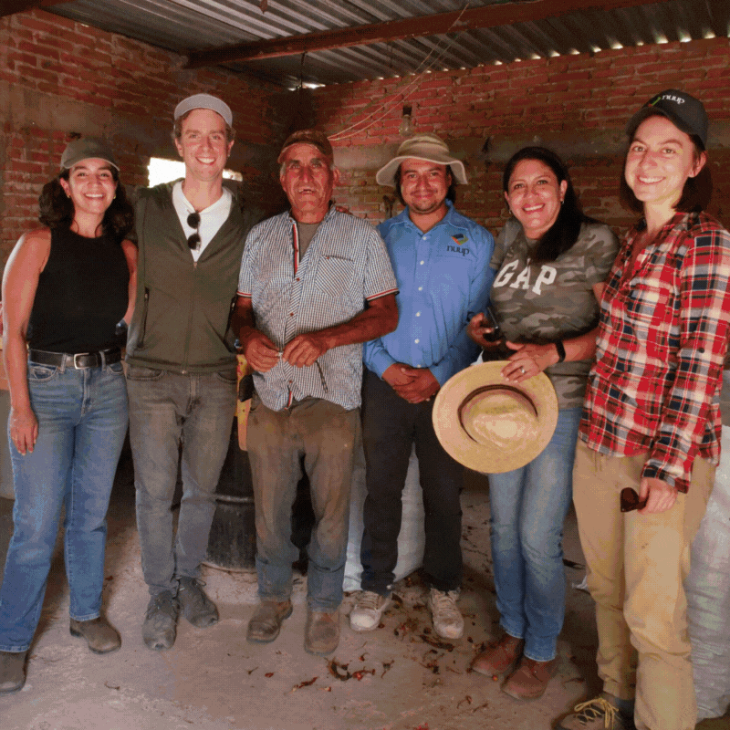 Burlap & Barrel Team with Partner Farmers Worldwide