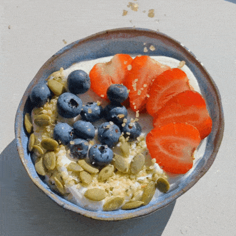 Golden Crystal Turbinado Sugar on Yogurt & Fruit