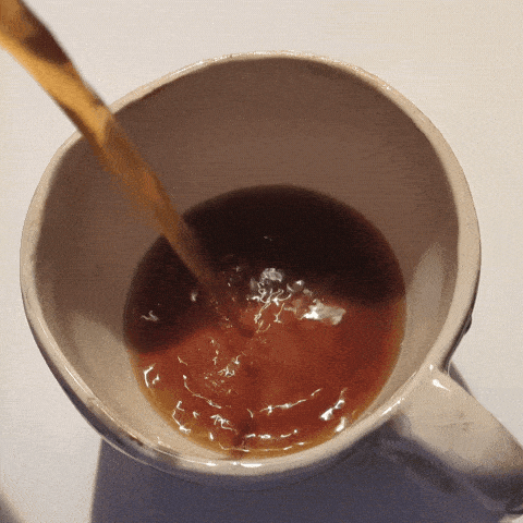 Robusta Coffee Pour