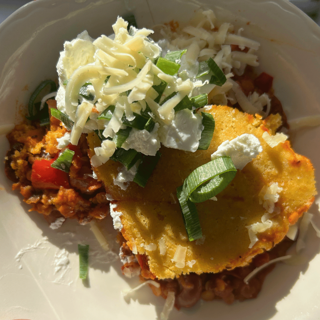 Low & Slow Chili With Cornbread