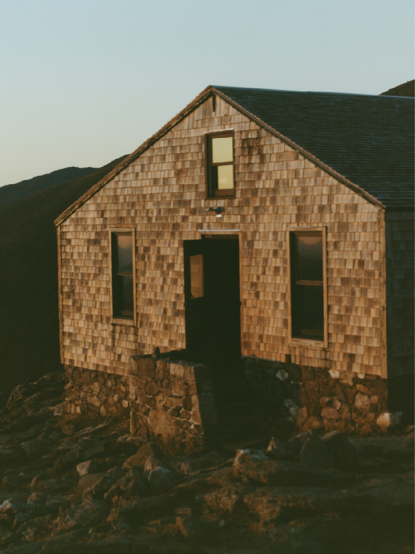 These Historic Huts Are Legendary Among Hikers