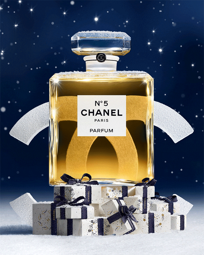GIVE AN ENCHANTED GIFT