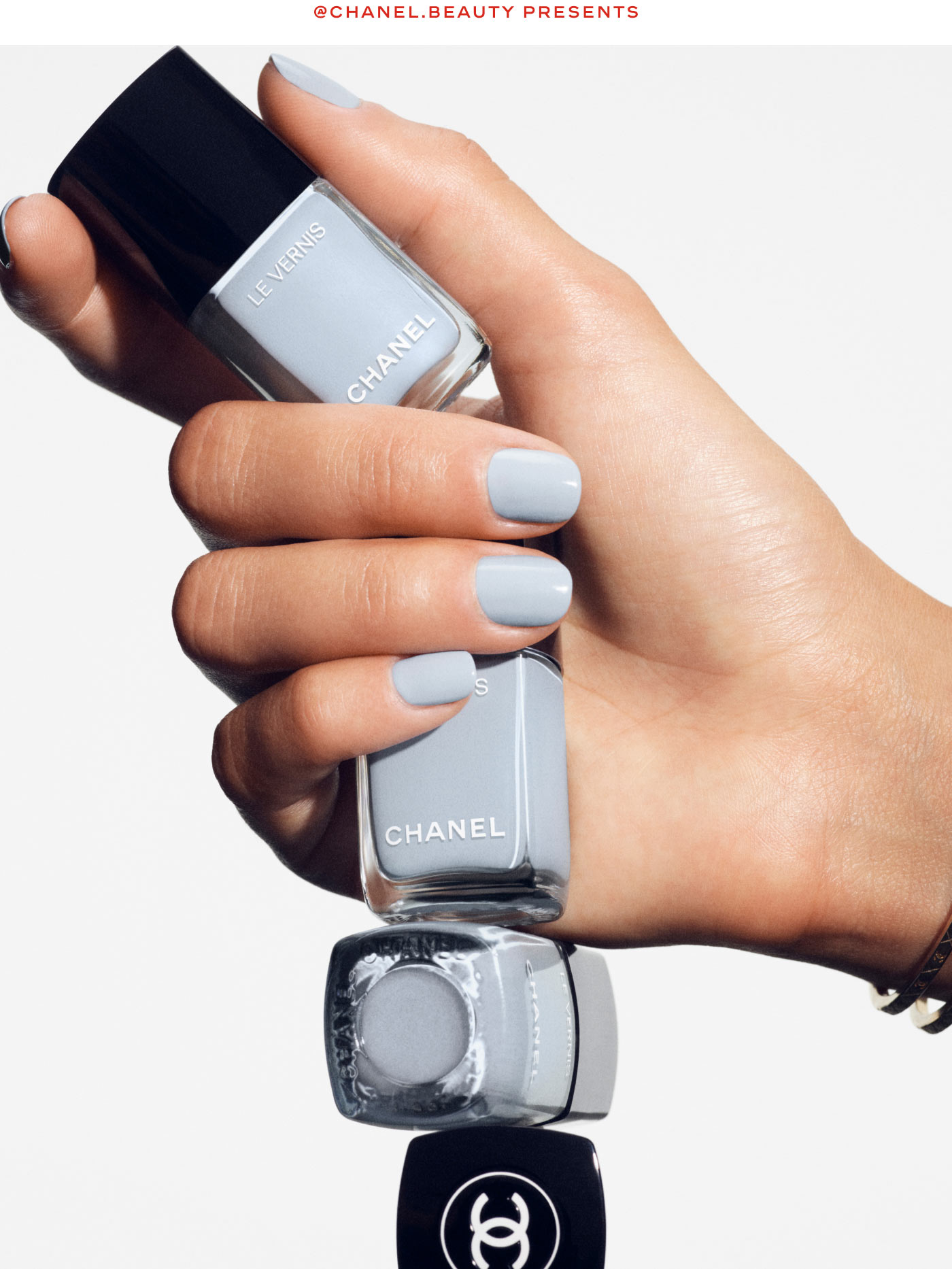 NAIL YOUR BLUE LOOK