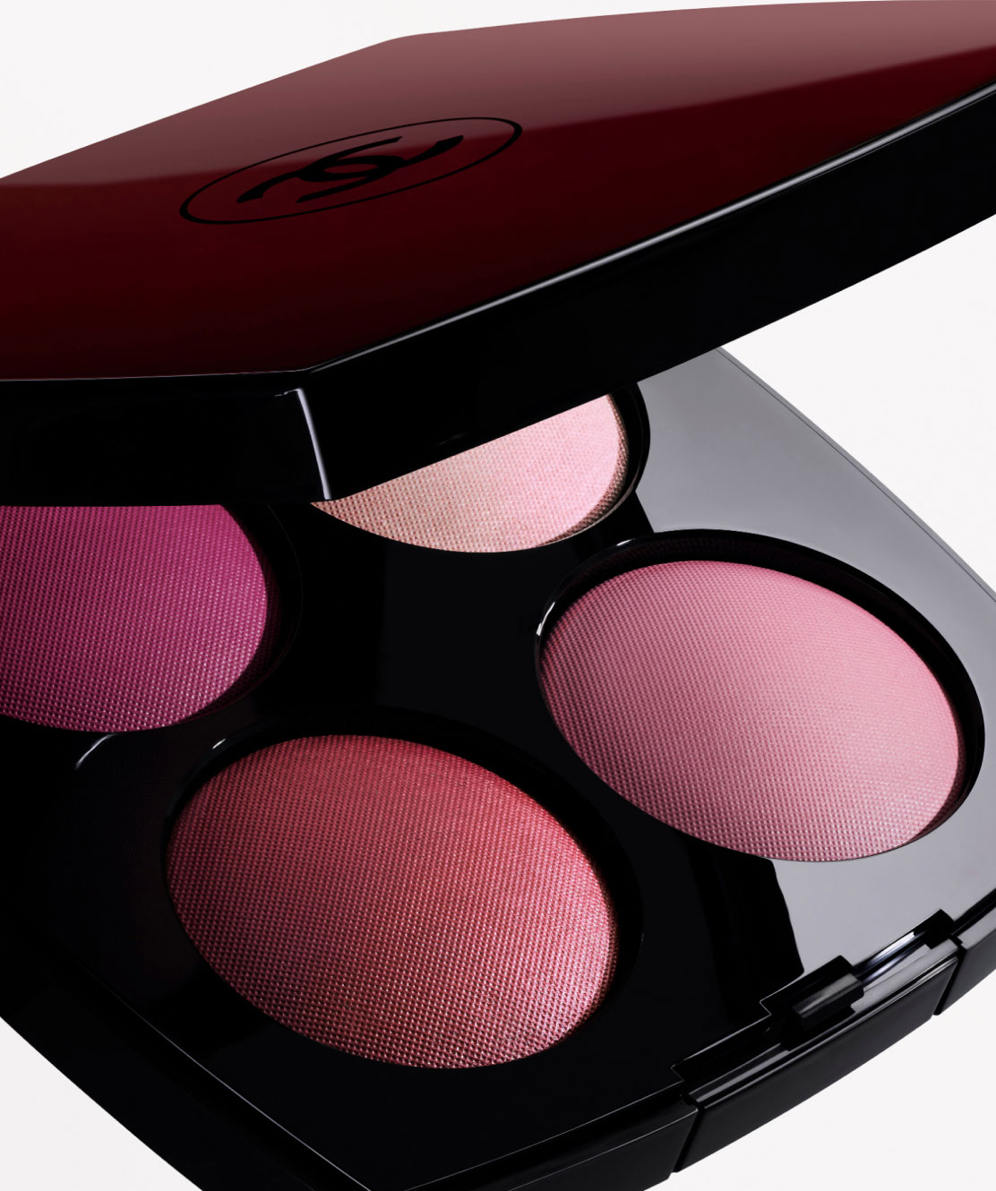 ROUGE NOIR CONFIDENCE
