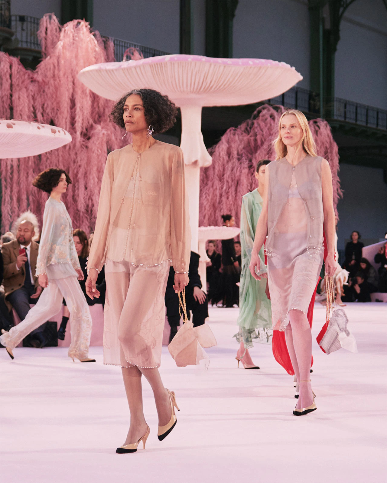 CHANEL SPRING SUMMER 2026 HAUTE COUTURE SHOW