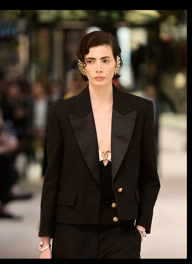 Visual showing some looks during the CHANEL Cruise 2026/27 show.