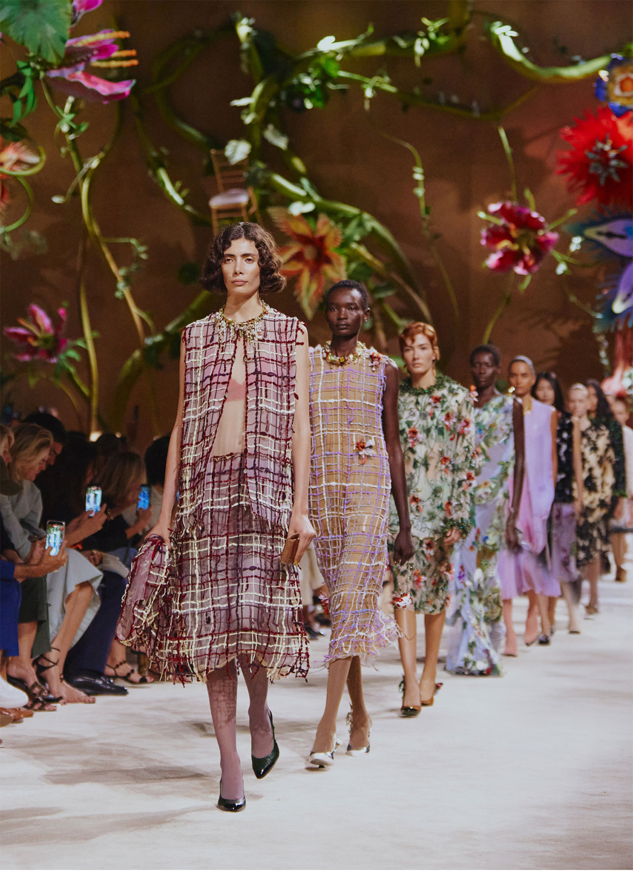 HIGHLIGHTS FROM THE CHANEL FALL WINTER 2026 HAUTE COUTURE SHOW