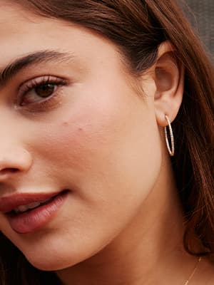 Airy Hoop Earrings (1 Ct. Tw.)