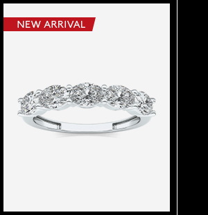 Oval East-West Five-Stone Band