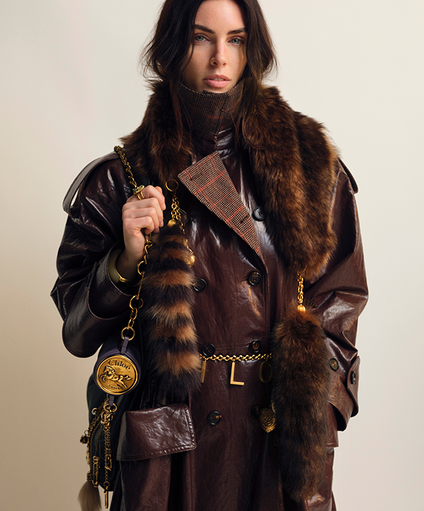 Light layers and bold accessories