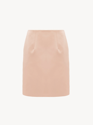 Short pencil skirt in technical duchess satin
