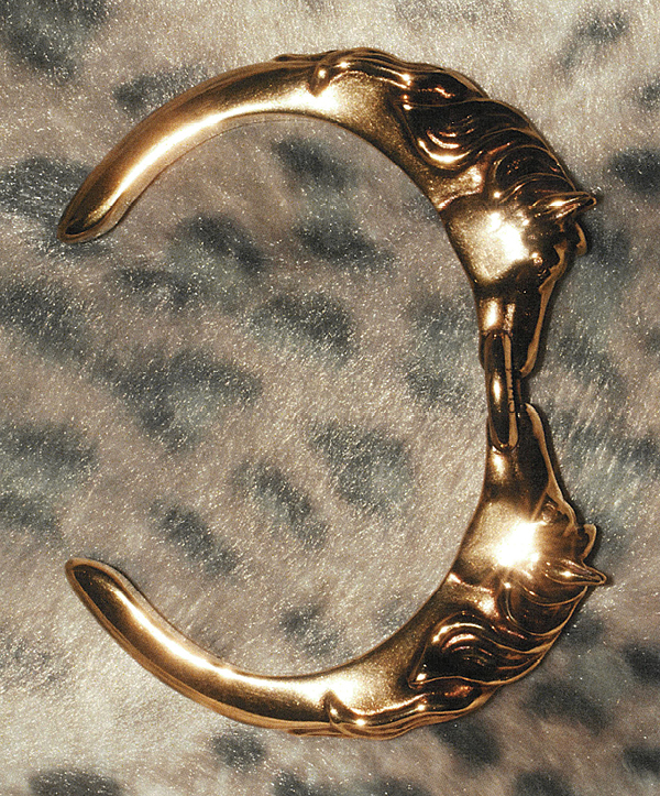 Jewelry that illuminates your look